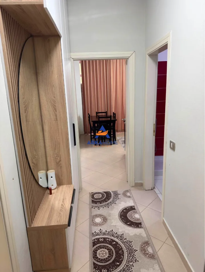 Tirane, shitet apartament 1+1+Ballkon Kati 2, 74 m² 216.216 € (LIQENI THATE)