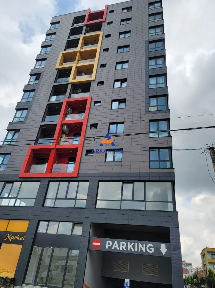 Tirane, jepet me qera ambjent biznesi Kati 1, 400 m² 5.000 € (ASTIR)