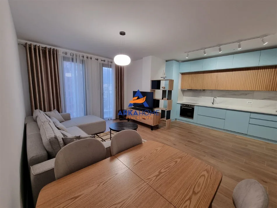 Tirane, jepet me qera apartament 2+1 Kati 8, 100 m² 750 € (RRUGA E DIBRES)