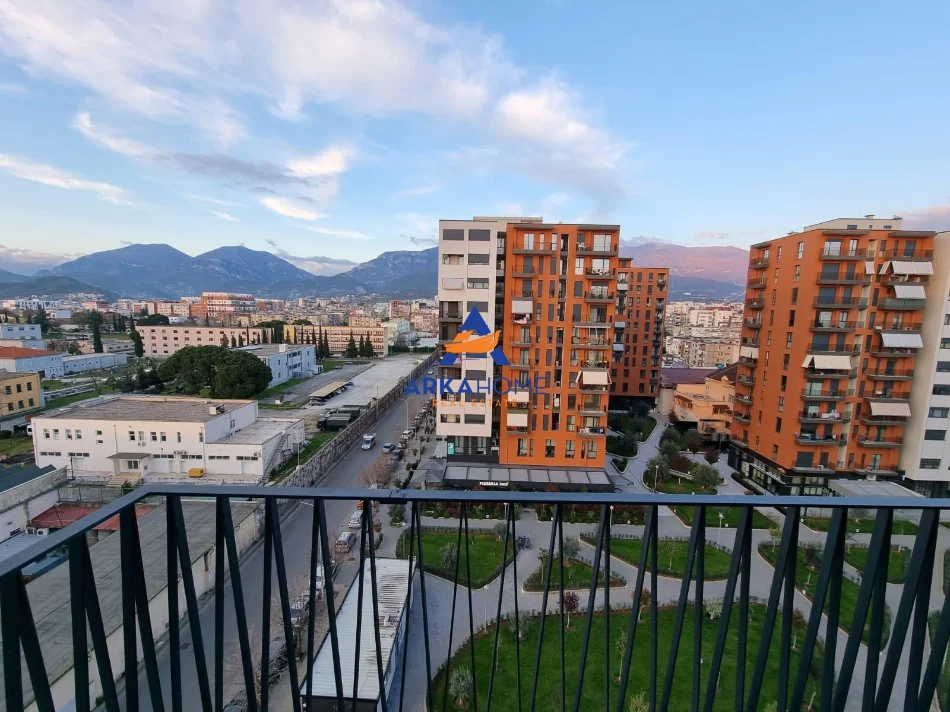 Tirane, jepet me qera apartament 2+1 Kati 8, 100 m² 750 € (RRUGA E DIBRES)
