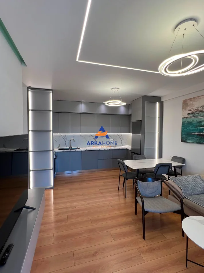 Tirane, jepet me qera apartament 2+1 Kati 9, 93 m² 810 € (5 MAJI)