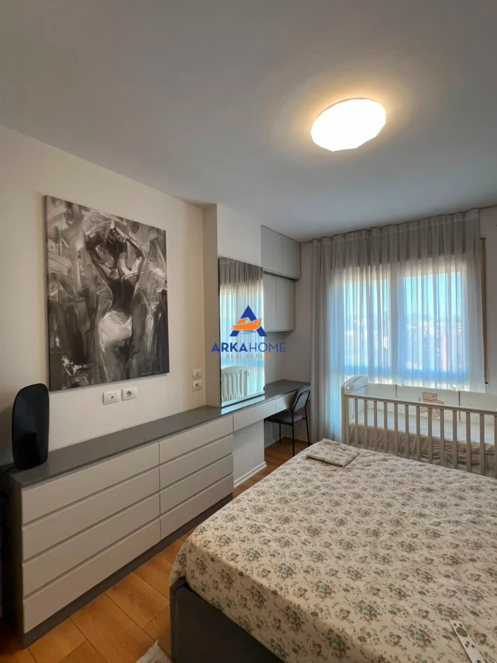 Tirane, jepet me qera apartament 2+1 Kati 9, 93 m² 810 € (5 MAJI)