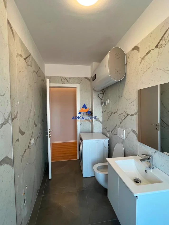 Tirane, jepet me qera apartament 2+1 Kati 9, 93 m² 810 € (5 MAJI)