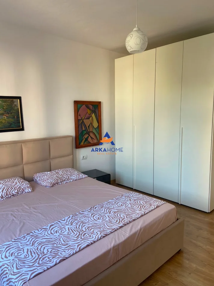 Tirane, jepet me qera apartament 1+1 Kati 2, 55 m² 670 € (RRUGA MALIQ MUCO)