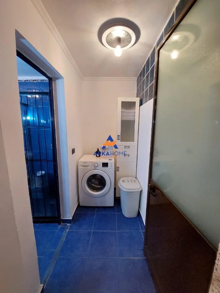 Tirane, shitet apartament 2+1+Ballkon Kati 5, 101 m² 313.512 € (RRUGA MYSLYM SHYRI)
