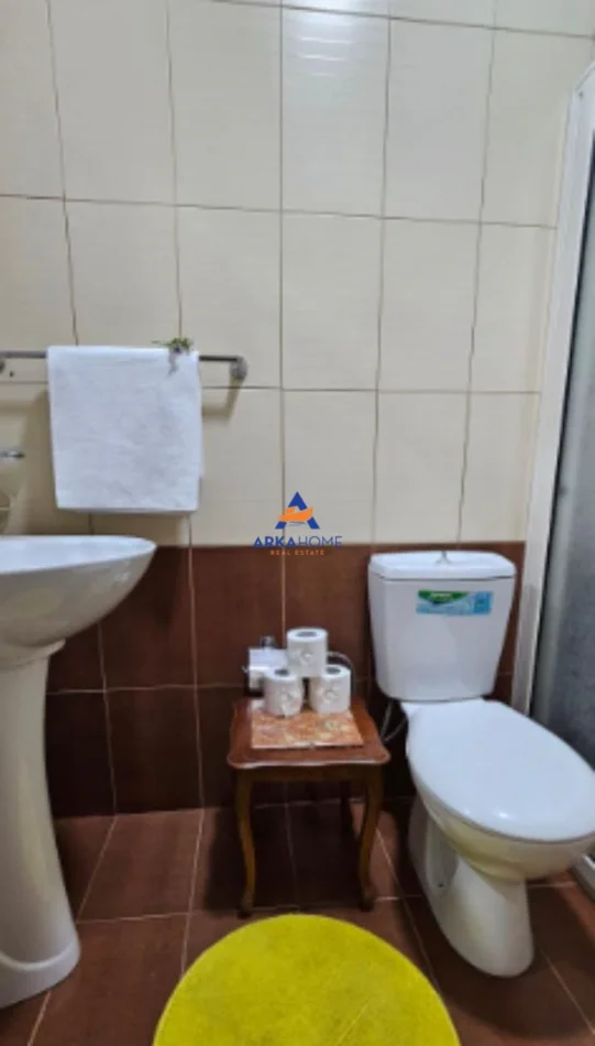 Tirane, jepet me qera apartament 1+1 Kati 4, 75 m² 594 € (RRUGA DURRESIT)