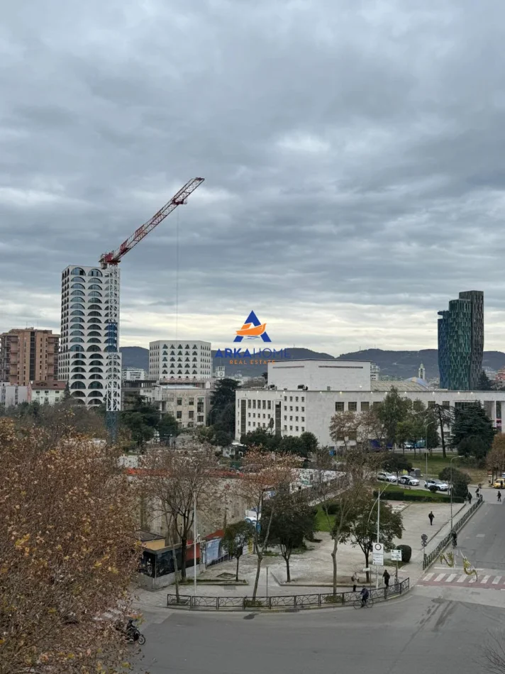 Tirane, shitet apartament 2+1+Ballkon Kati 2, 120 m² 500.000 € (9 KATESHET)