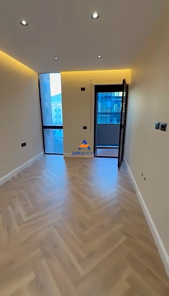 Tirane, jepet me qera apartament 2+1+Ballkon Kati 2, 111 m² 1.200 € (HIPOTEKA)