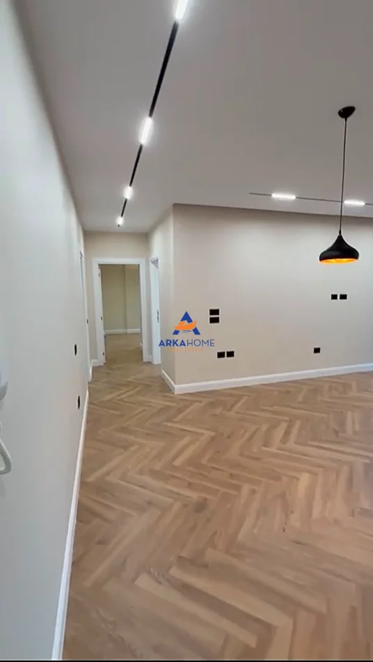 Tirane, jepet me qera apartament 2+1+Ballkon Kati 2, 111 m² 1.200 € (HIPOTEKA)