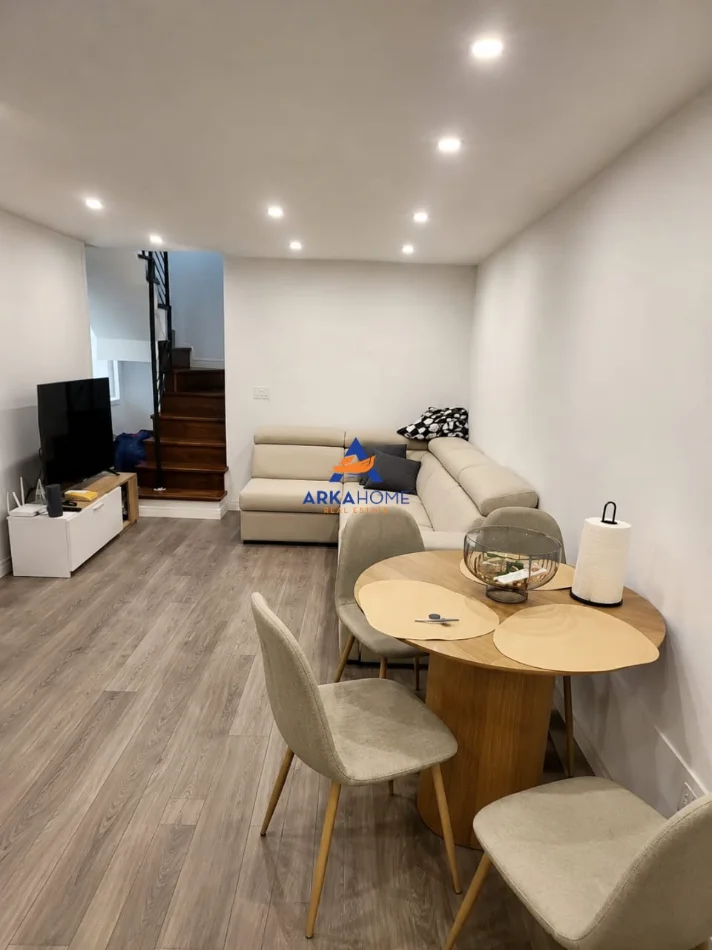 Tirane, shitet apartament 2+1 Kati 1, 94 m² (GOLDEN PARK)