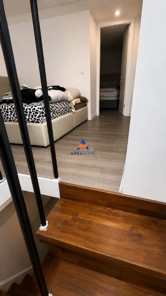 Tirane, shitet apartament 2+1 Kati 1, 94 m² (GOLDEN PARK)
