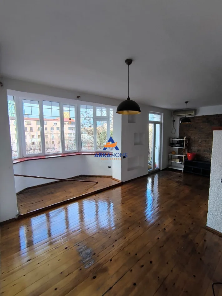 SHITET APARTAMENT, DUPLEX 84M2 " PALLATET AGIMI NE HYRJE TE BLLOKUT " 398,000 €