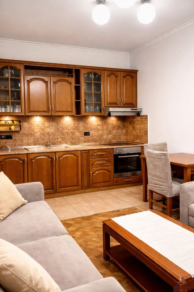 Tirane, jepet me qera apartament 2+1+Ballkon Kati 2, 79 m² 550 € 