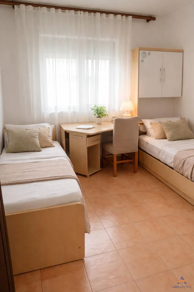 Tirane, jepet me qera apartament 2+1+Ballkon Kati 2, 79 m² 550 € 
