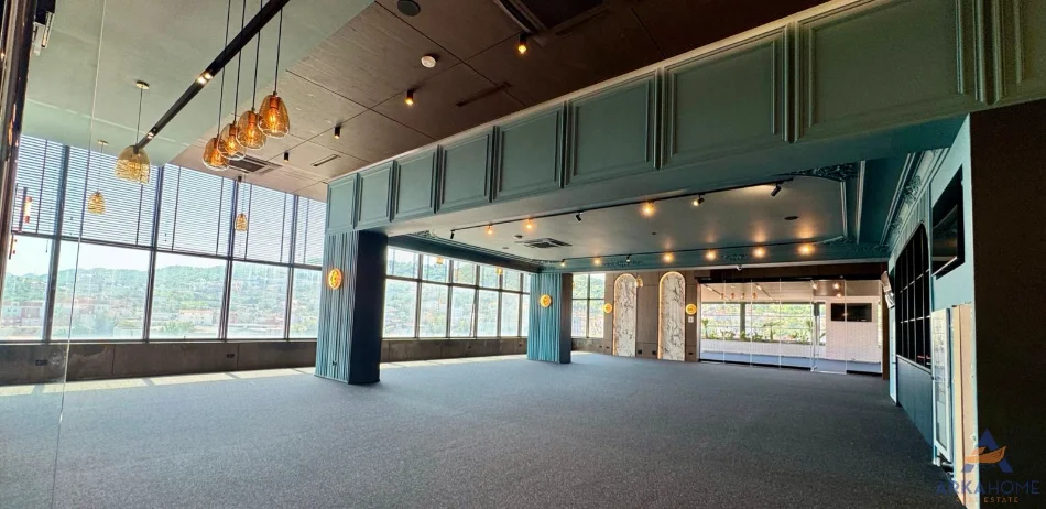 Tirane, shitet ambjent biznesi Kati 9, 700 m² 1.200.000 € 