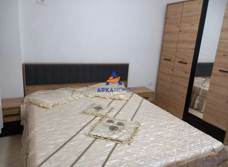 Tirane, jepet me qera apartament 1+1+Ballkon Kati 6, 63 m² 420 € 