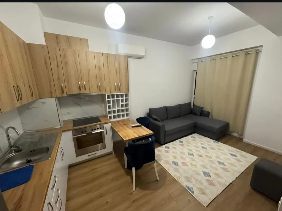 Tirane, jepet me qera apartament 1+1 Kati 5, 53 m² 380 € (Kompleksi Mangalem 21 | Kaimi, Ali Dem)