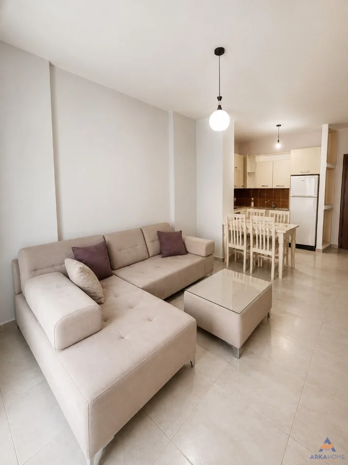 Tirane, jepet me qera apartament 1+1+Ballkon Kati 5, 50 m² 537 € 
