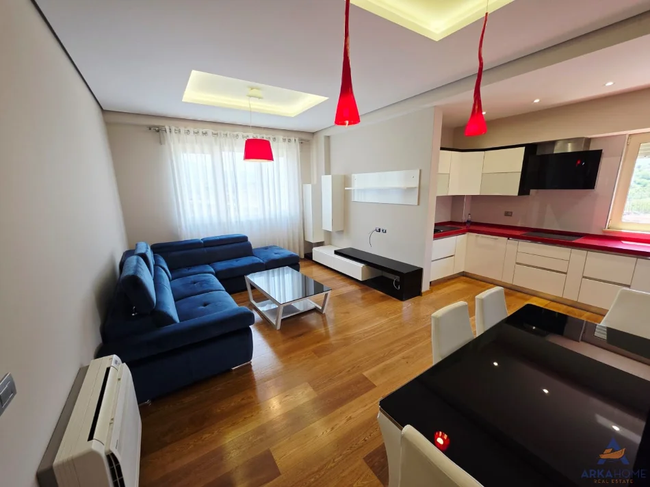Shqiperi, shitet apartament 2+1+Ballkon Kati 4, 96 m² 280.000 € (LIQENI THATE)