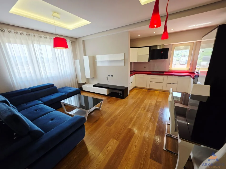 Shqiperi, shitet apartament 2+1+Ballkon Kati 4, 96 m² 280.000 € (LIQENI THATE)