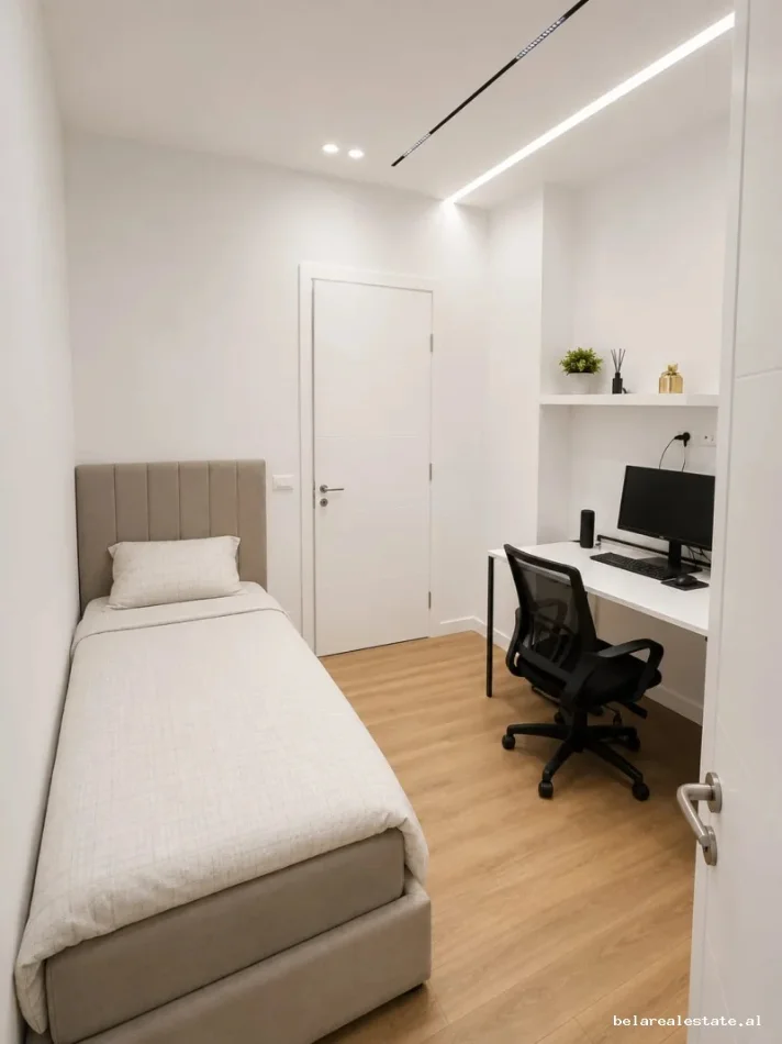 Tirane, jepet me qera apartament 3+1 Kati 6, 220 m² 1.200 € (5 maji)