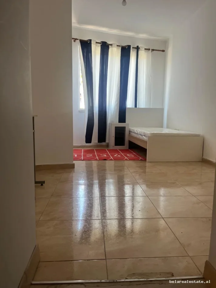 Tirane, jepet me qera apartament 2+1 Kati 3, 82 m² 530 € (Sokrat Miho)