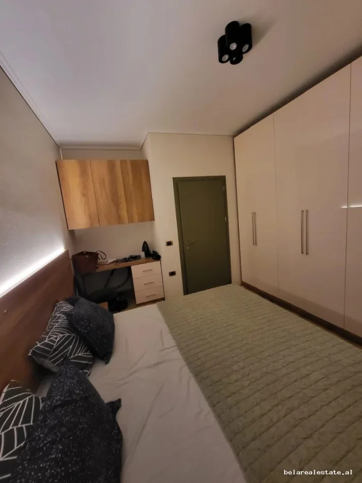 Tirane, shes apartament 1+1 Kati 8, 58 m² 150.000 € (todi shkurti)