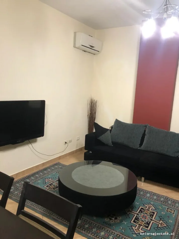 Tirane, jepet me qera apartament 1+1 Kati 3, 60 m² 470 € (rruga dom mark doshi)