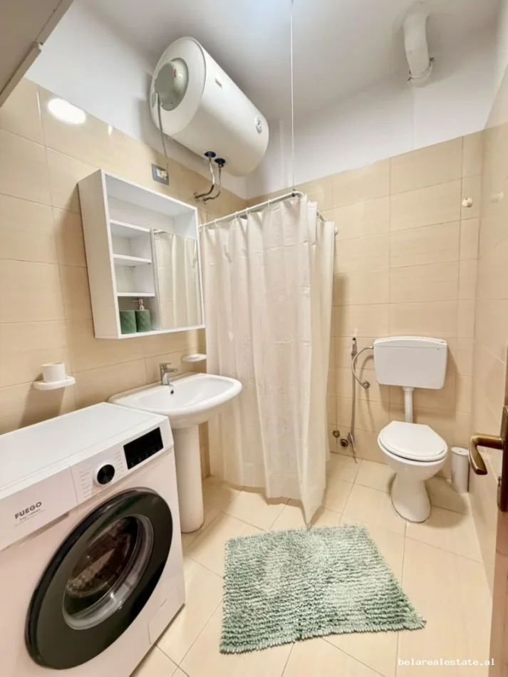 Tirane, jepet me qera apartament 2+1 Kati 5, 80 m² 680 € (Rruga e Durresit)