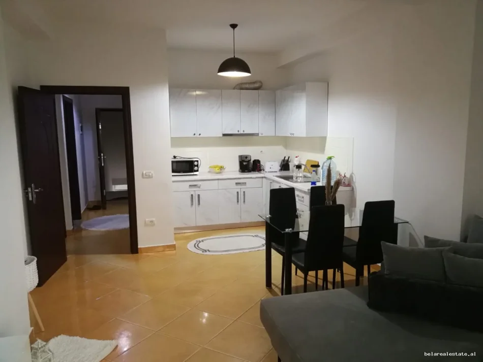 Tirane, shitet apartament 2+1+Ballkon Kati 1, 82 m² 144.050 € (Astir)
