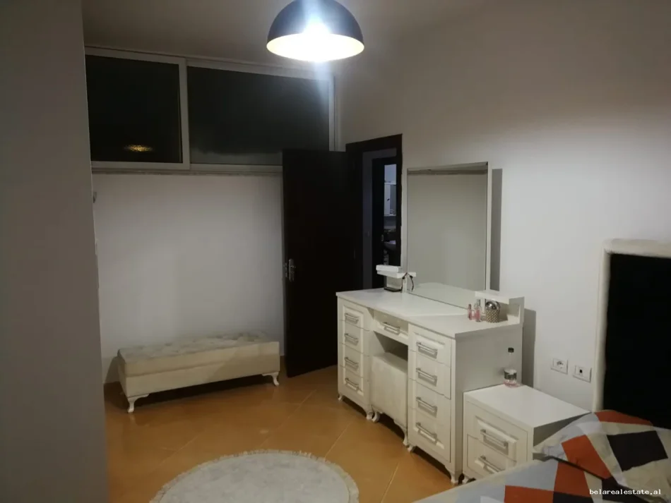 Tirane, shitet apartament 2+1+Ballkon Kati 1, 82 m² 144.050 € (Astir)