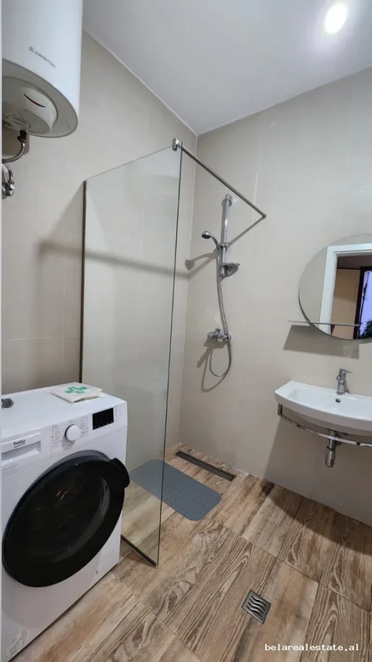Tirane, jepet me qera apartament 1+1 Kati 1, 65 m² 535 € (rruga e elbasanit)