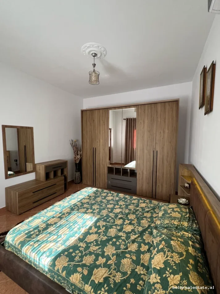 Tirane, jepet me qera Vile Vile 2 Katshe Kati 2, 90 m² 540 € (5 Maji)