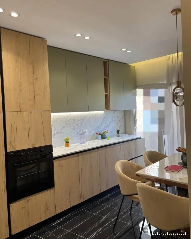Tirane, jepet me qera apartament 2+1+Ballkon Kati 2, 80 m² 1.070 € (Stadiumi Dinamo)