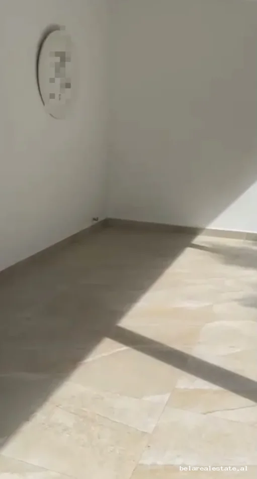 Tirane, jepet me qera dyqan Kati 0, 80 m² 600 € (Ish Nisharaku)