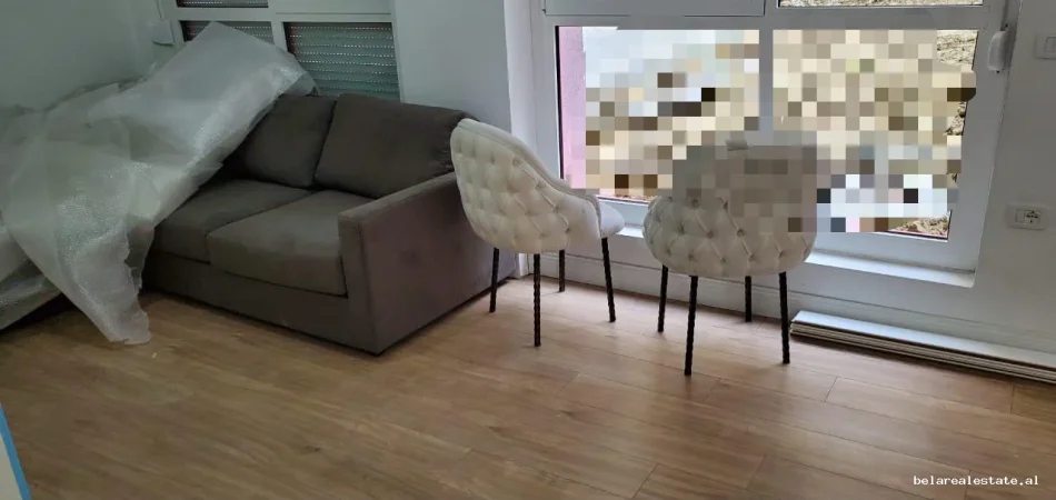 Tirane, jepet me qera apartament 1+1+Ballkon Kati 1, 45 m² 430 € (Ali Demi)