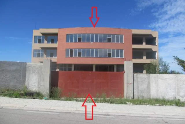Fier, Dukas Shitet Truall 3.500 m² dhe 3 Njesi 4,485 m² me siperfaqe totale 6,694 m², Cmimi Fillestar 97,173,120 Leke