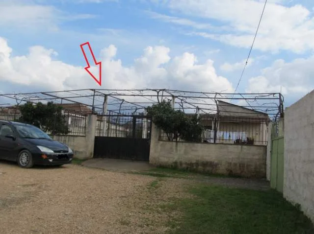 Shitet Toke Are, Truall + Ndertese nje kateshe, Cmimi Fillestar 2.736.000 Leke (Shperdhet, Mahmurras)