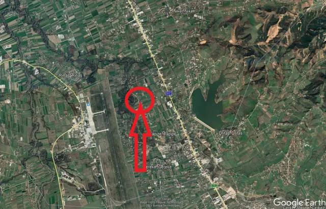 Kruje, Shitet Toke Are + Truall + Ndertese, Cmimi Fillestar 5,040,000 Leke (Tapize)