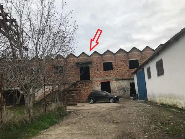 Durres, Xhafzotaj Shitet Truall 280 m² dhe Ndertese 195 m², Cmimi Fillestar 5.120.000 Leke