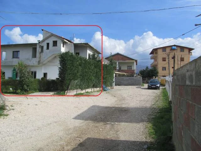 Shitet, Truall dhe Ndertese, Cmimi Fillestar 4.435.200 Leke (Lagjia Drita, Mahmurras)