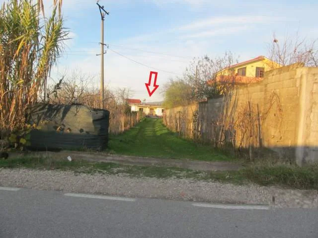 Kruje, Shitet Toke Are + Truall + Ndertese, Cmimi Fillestar 5,458,963 Leke (Nikel)