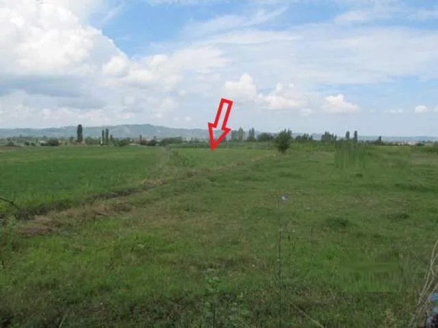 Kruje, shitet Toke are 25.200 m², Cmimi Fillestar 17,740,800 Leke (Nikel)