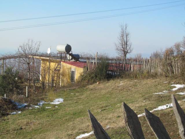 Shitet Toke Are 904 m2, Truall 200 m2 dhe Ndertese 165 m2, 2.048.000 Leke (Selite, Lac)
