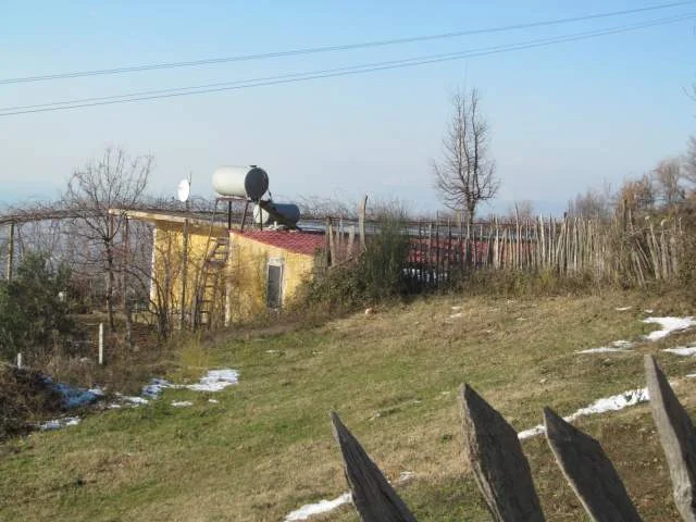 Shitet Toke Are 904 m2, Truall 200 m2 dhe Ndertese 165 m2, Cmimi Fillestar 2.048.000 Leke (Selite, Lac)