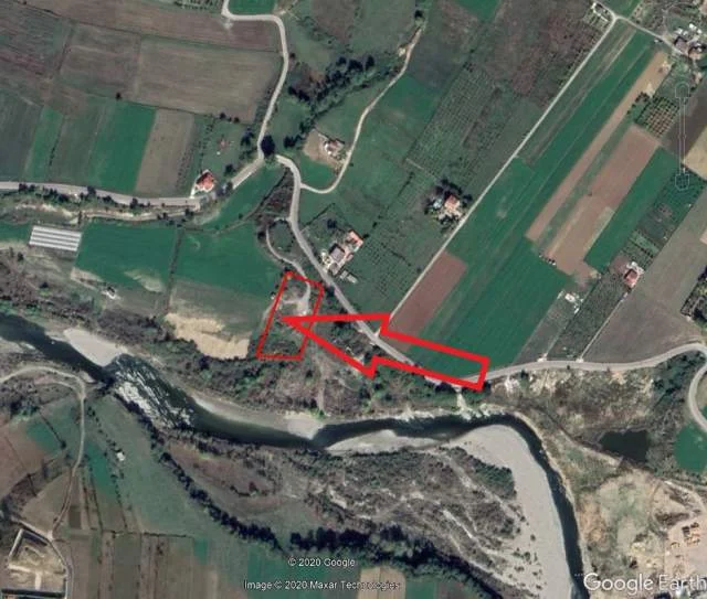 Tirane, Picalle Shitet Toke Are 3.000 m², Cmimi Fillestar 9.600.000 Leke