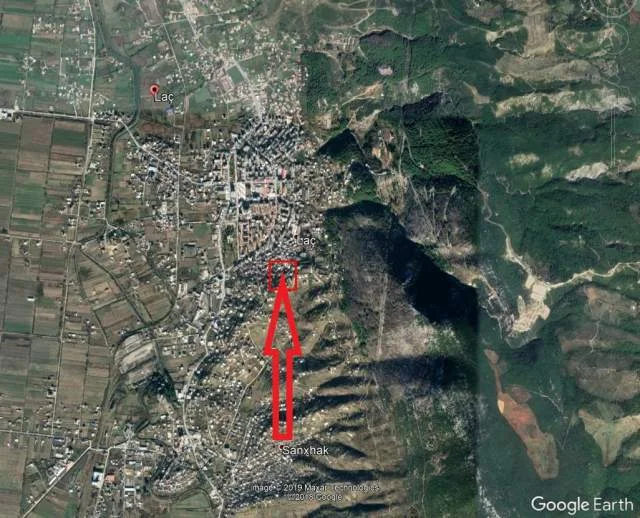 Lac, Shitet Truall 200 m2 dhe Ndertese 125 m2, Cmimi Fillestar 3.852.800 Leke (Lagjia nr. 2)