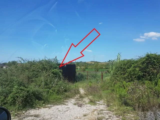 Fushe Kruje, Shiten 2 Toka Are me siperfaqe totale 3.500 m², Cmimi Fillestar 3.500.000 Leke