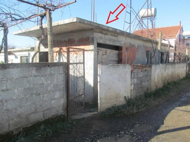 Mirdite, Shitet Truall dhe Ndertese nje kateshe, Cmimi Fillestar 1.510.400 Leke (Shen Koll)