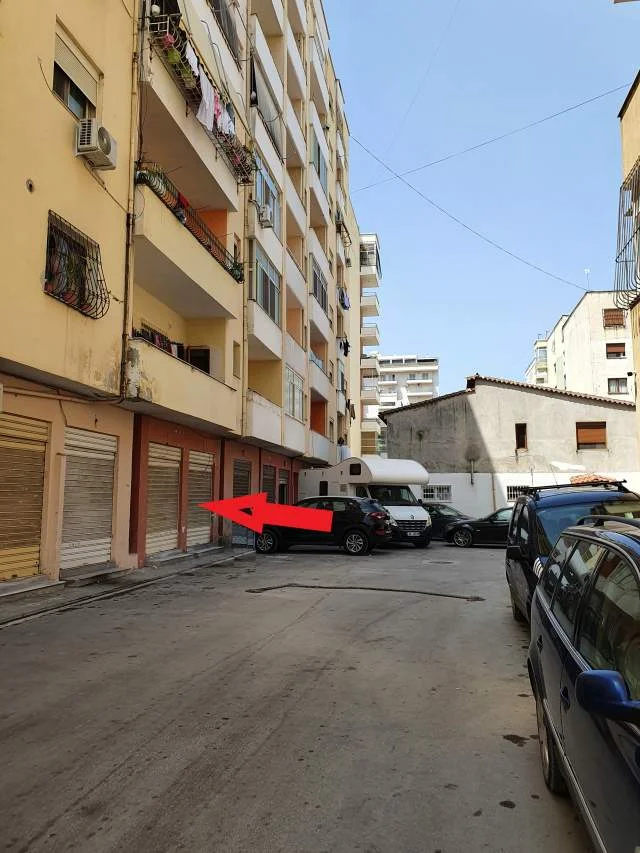 Vlore, Shitet Njesi Biznesi 72 m², Cmimi Fillestar 4.513.600 Leke (Lagja “Pavaresia”)